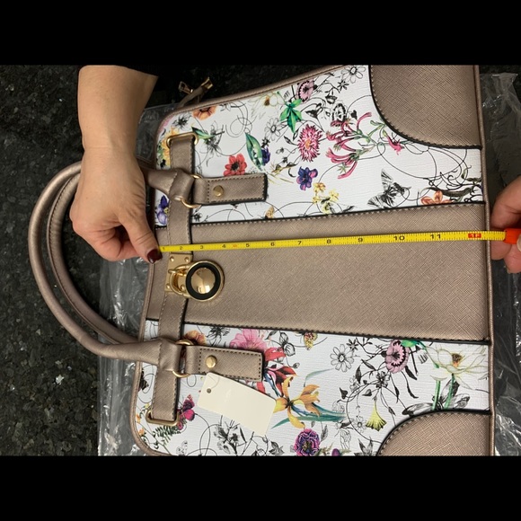 🌸NWT! Beautiful Multicolored Satchel/Bag - Picture 7 of 7